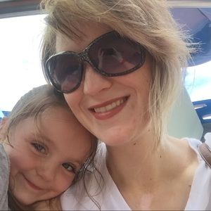 Meet your Posher, Rebekah
